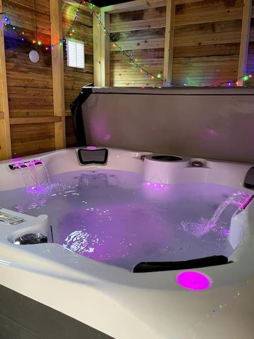 Central Area Terraced House With Private Hot Tub Lincoln Exterior foto