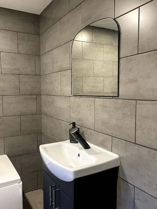 Central Area Terraced House With Private Hot Tub Lincoln Exterior foto